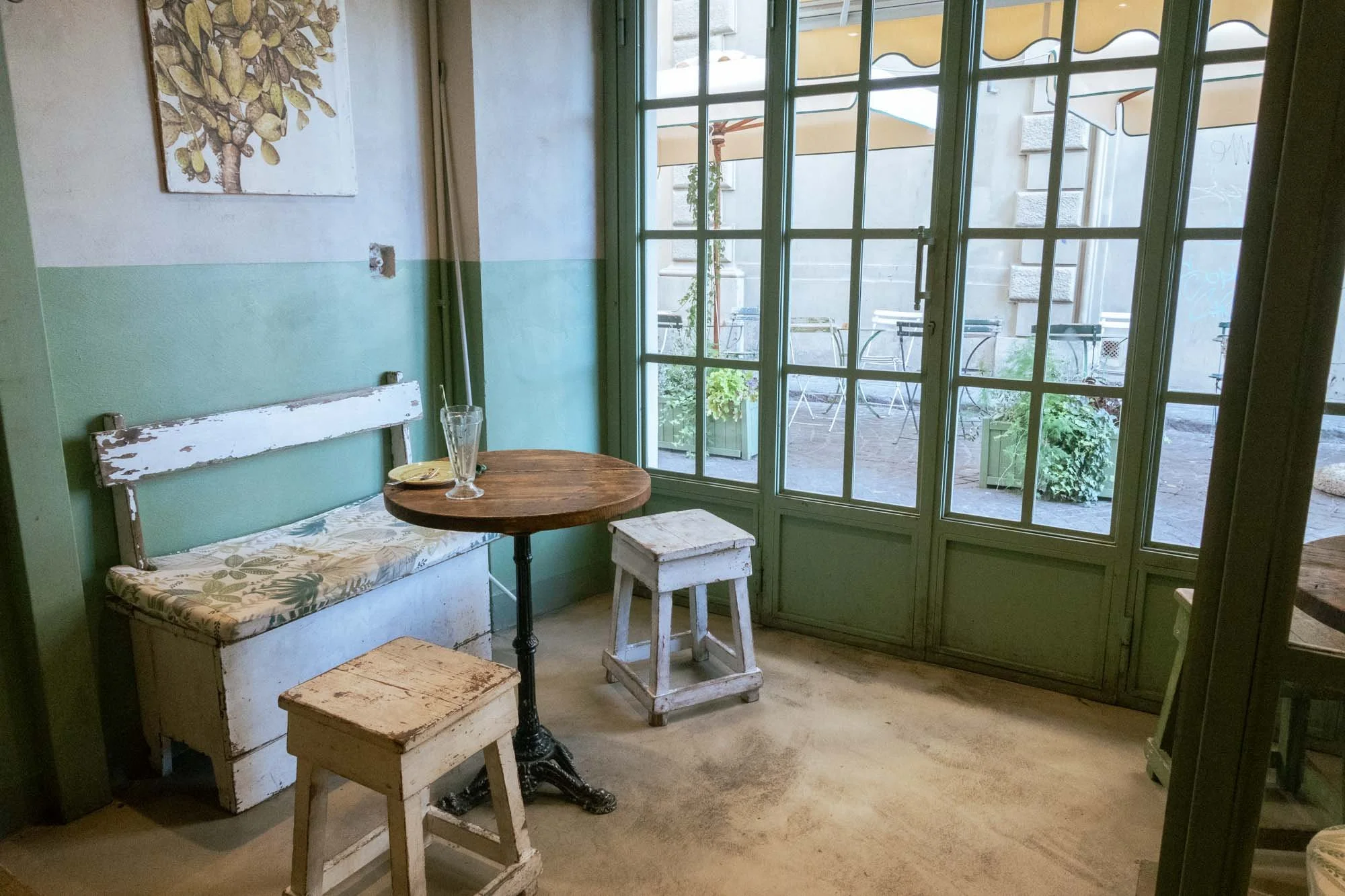 Rivarno Café