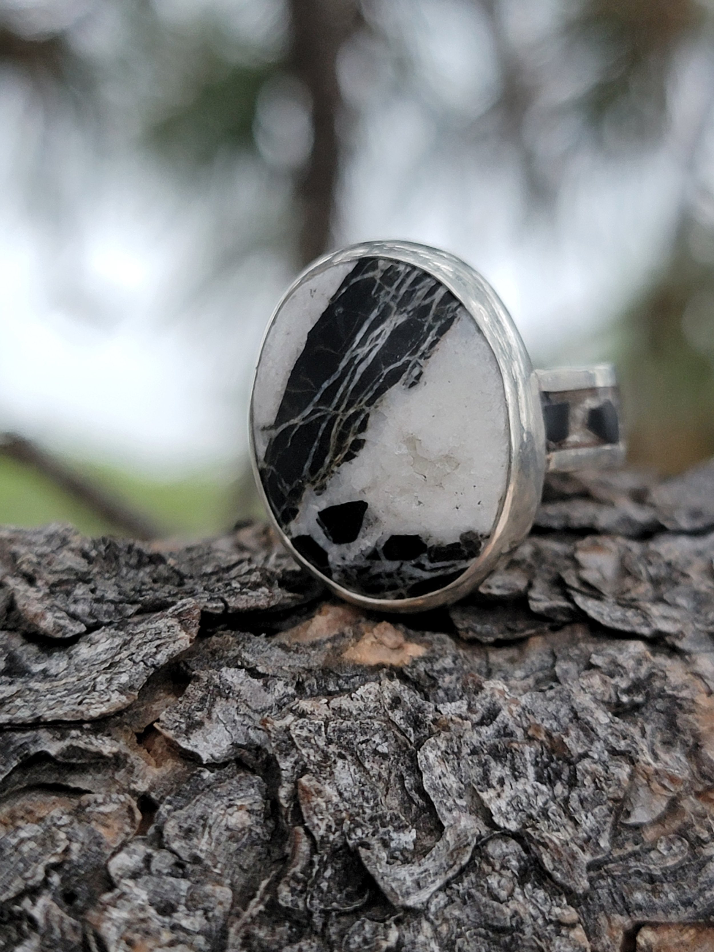 White Buffalo and Obsidian Inlay Ring