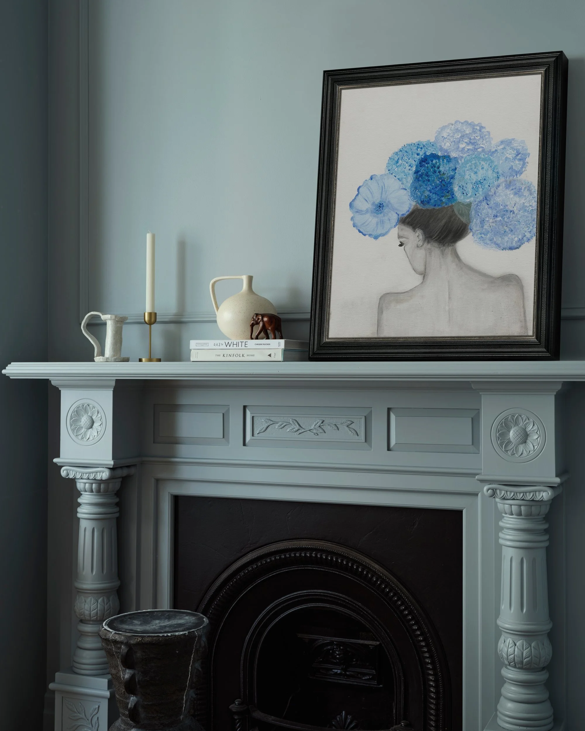 jordanna-swiatlo-madam-bleu-03-blue-fireplace.jpg