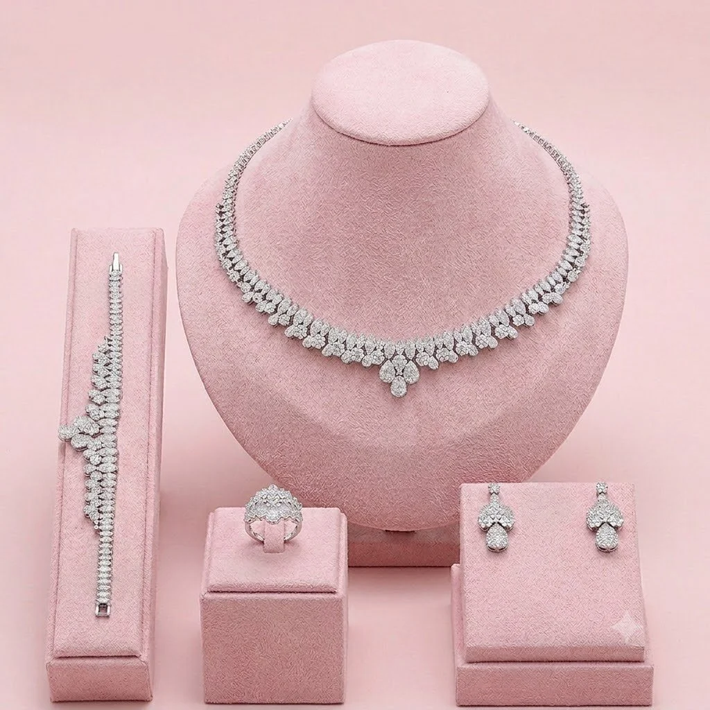 Tiaramesh Jewelry Set