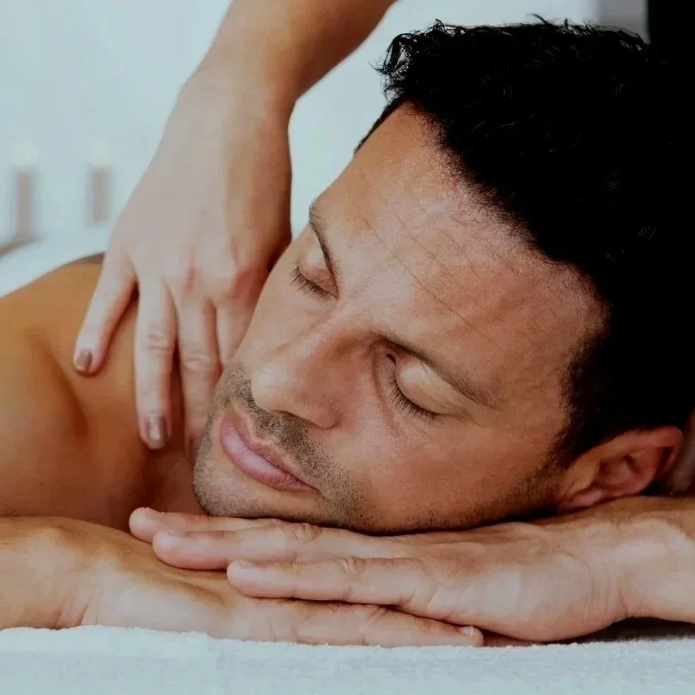 Dr Junee Gardy, medical aesthetics, medically-led, patient first, healing, skincare, beauty, restoration, skin, hair, beautiful, mens skincare, hair rejuvenation, hair loss