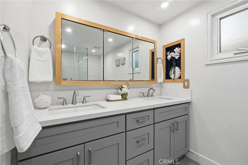 12885Foothill6.jpg