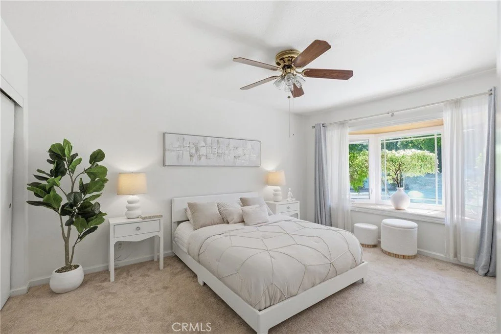 12885Foothill2.jpg