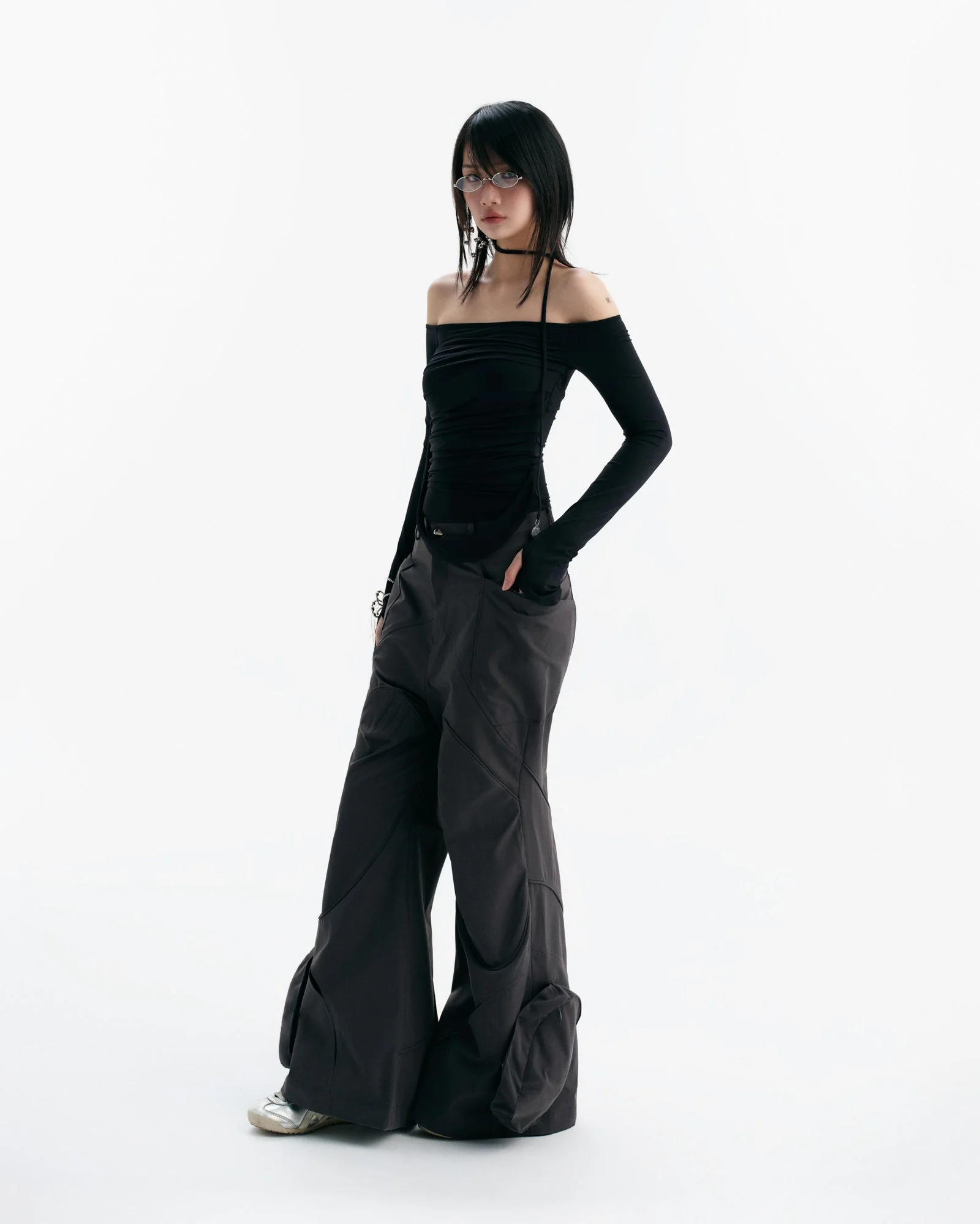 20250701-Melvin top (Black) 7.jpg