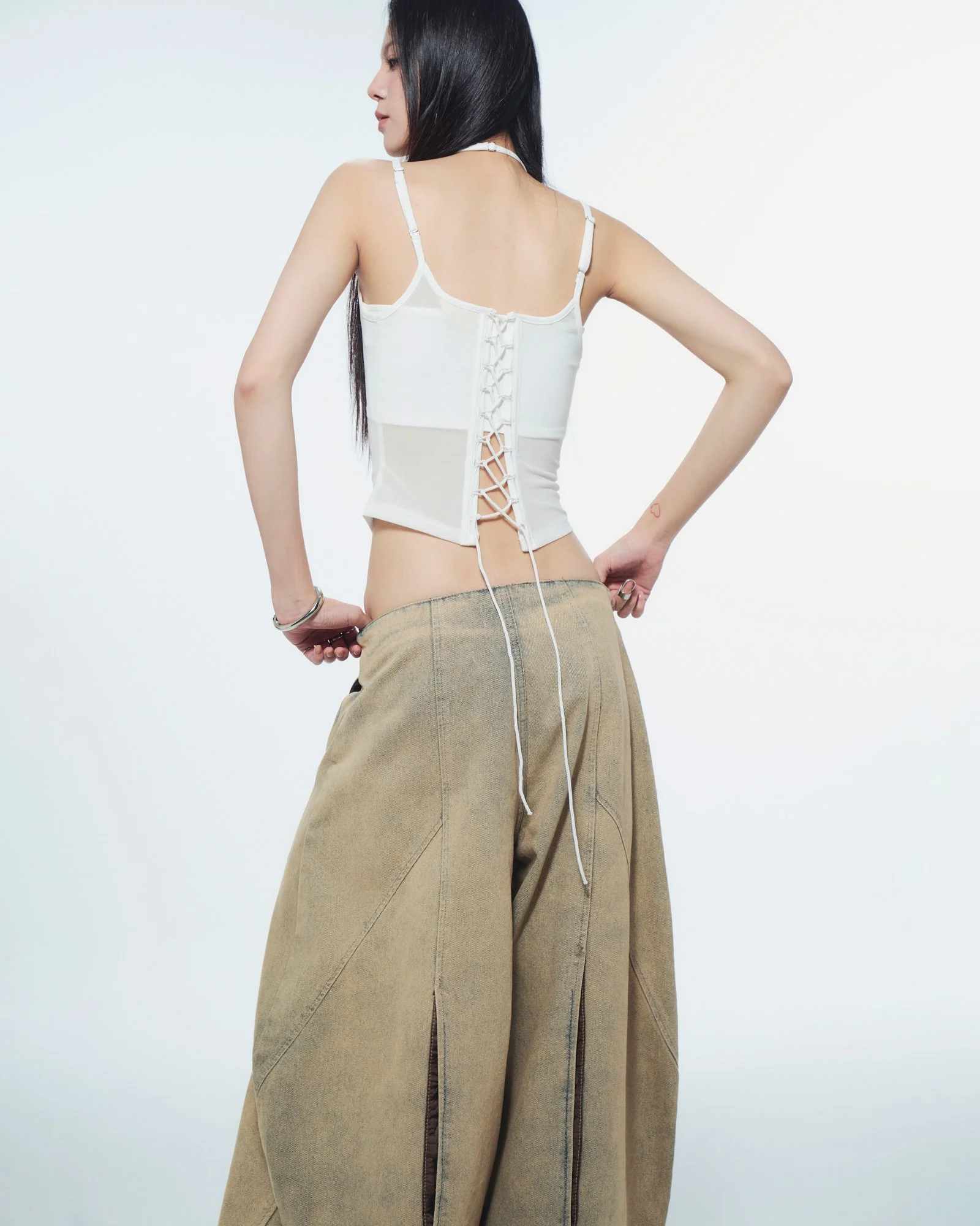 20250127-Melios top (White) 5.jpg