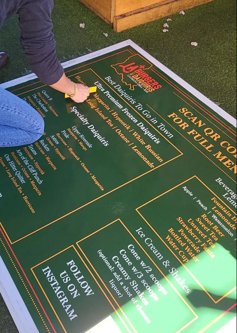 Precision Vinyl Graphic Alignment & Board Lamination No Wrinkles No Air Bubbles – On-Site Sign Installation in Houston, TX