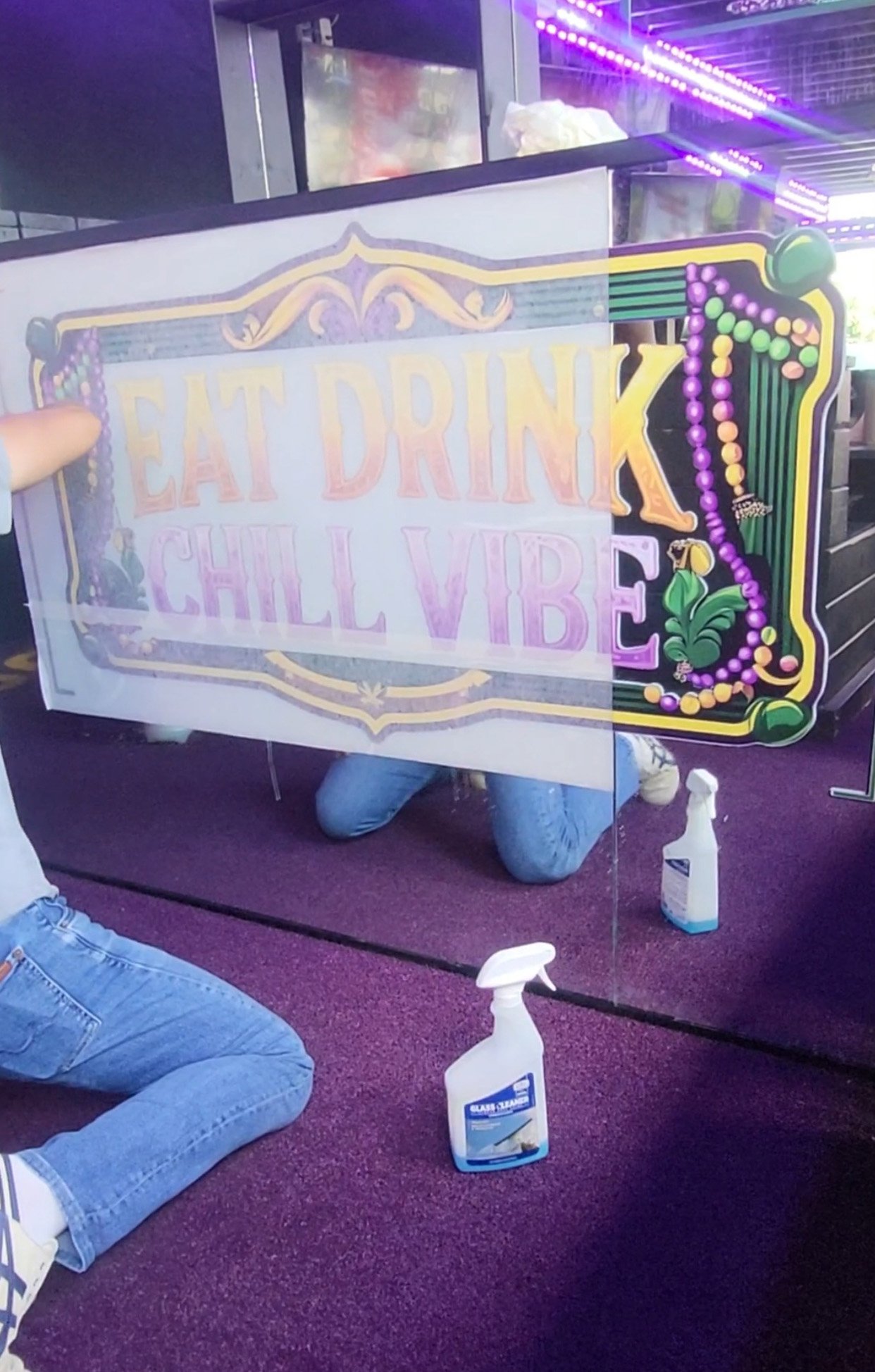 Professional Vinyl Decal Graphics Installation - Restaurant Storefront – On-Site Vinyl Sign Application in Houston, TX