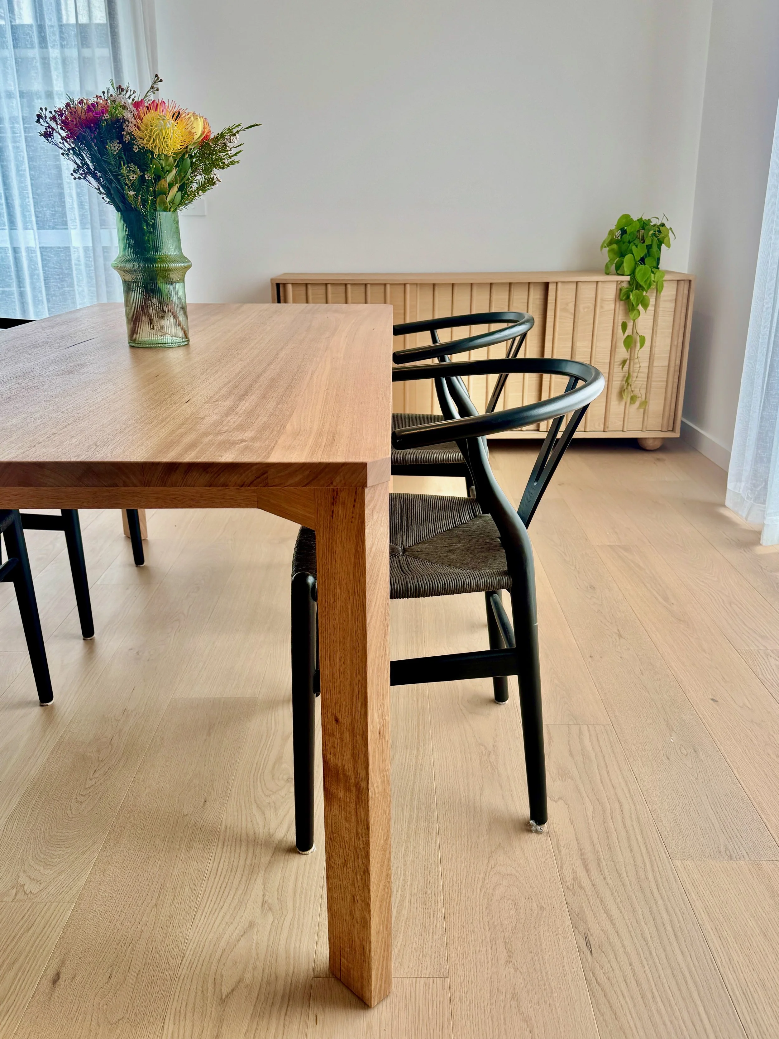 the 'Natasha' dining table