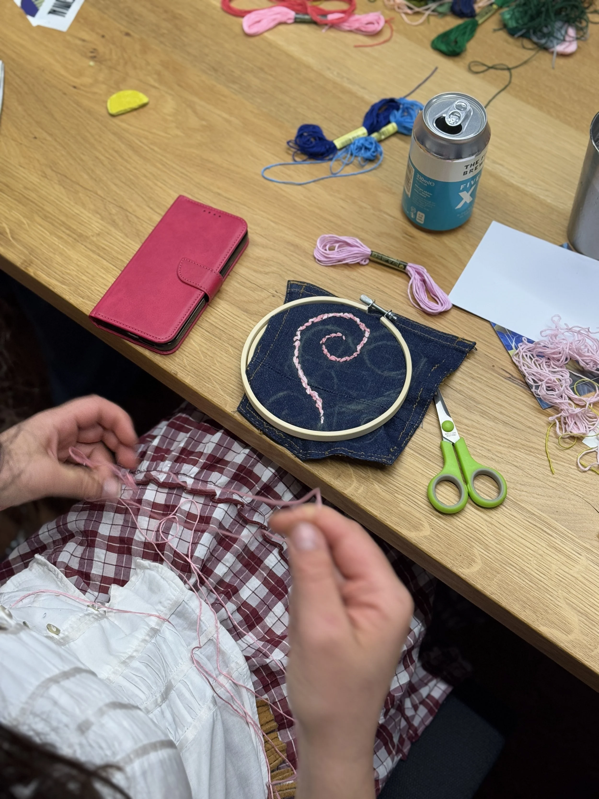 CREATIVE DEBUTX X OTHERBOX