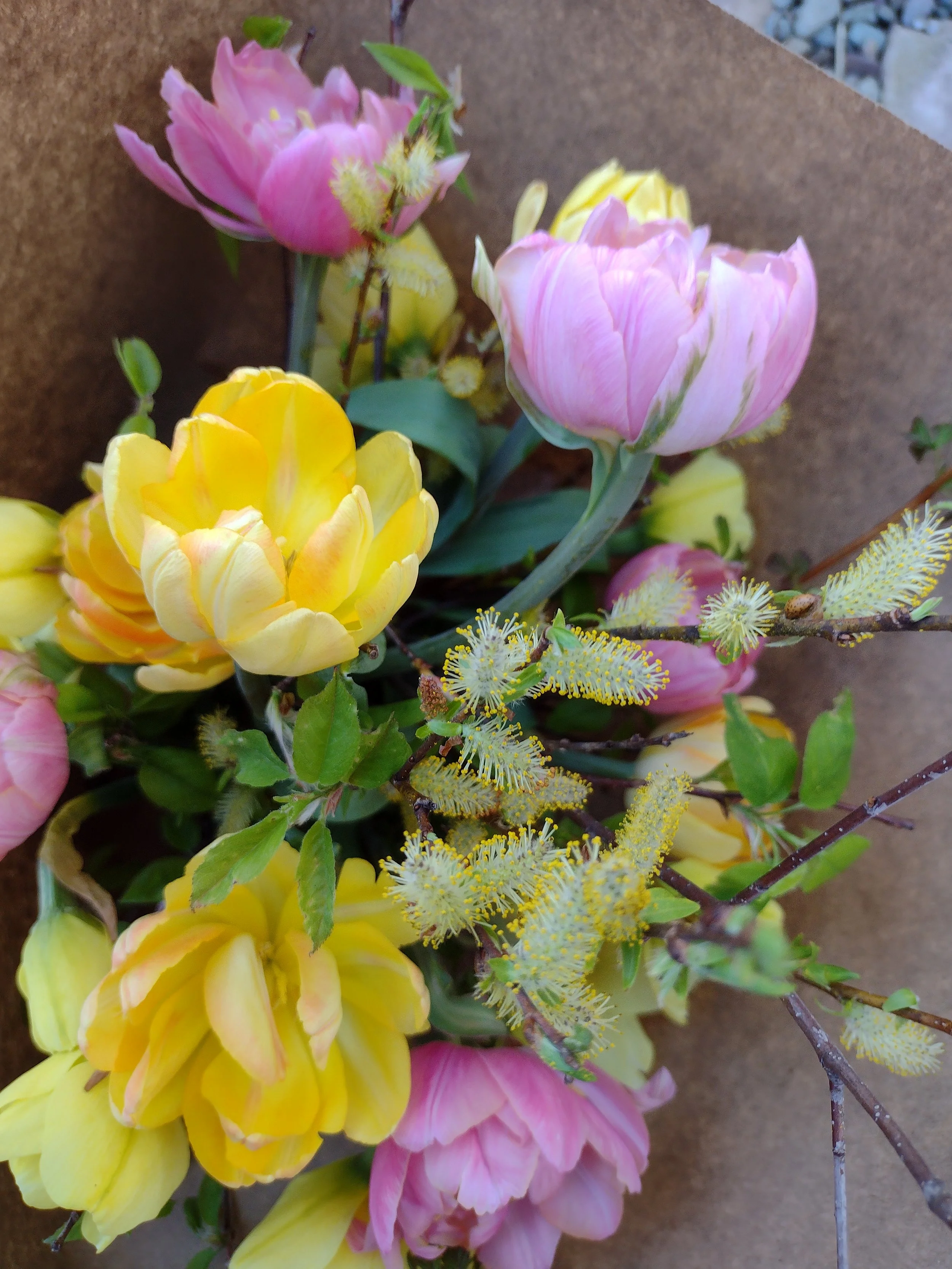 fête des mères rose-jaune.jpg