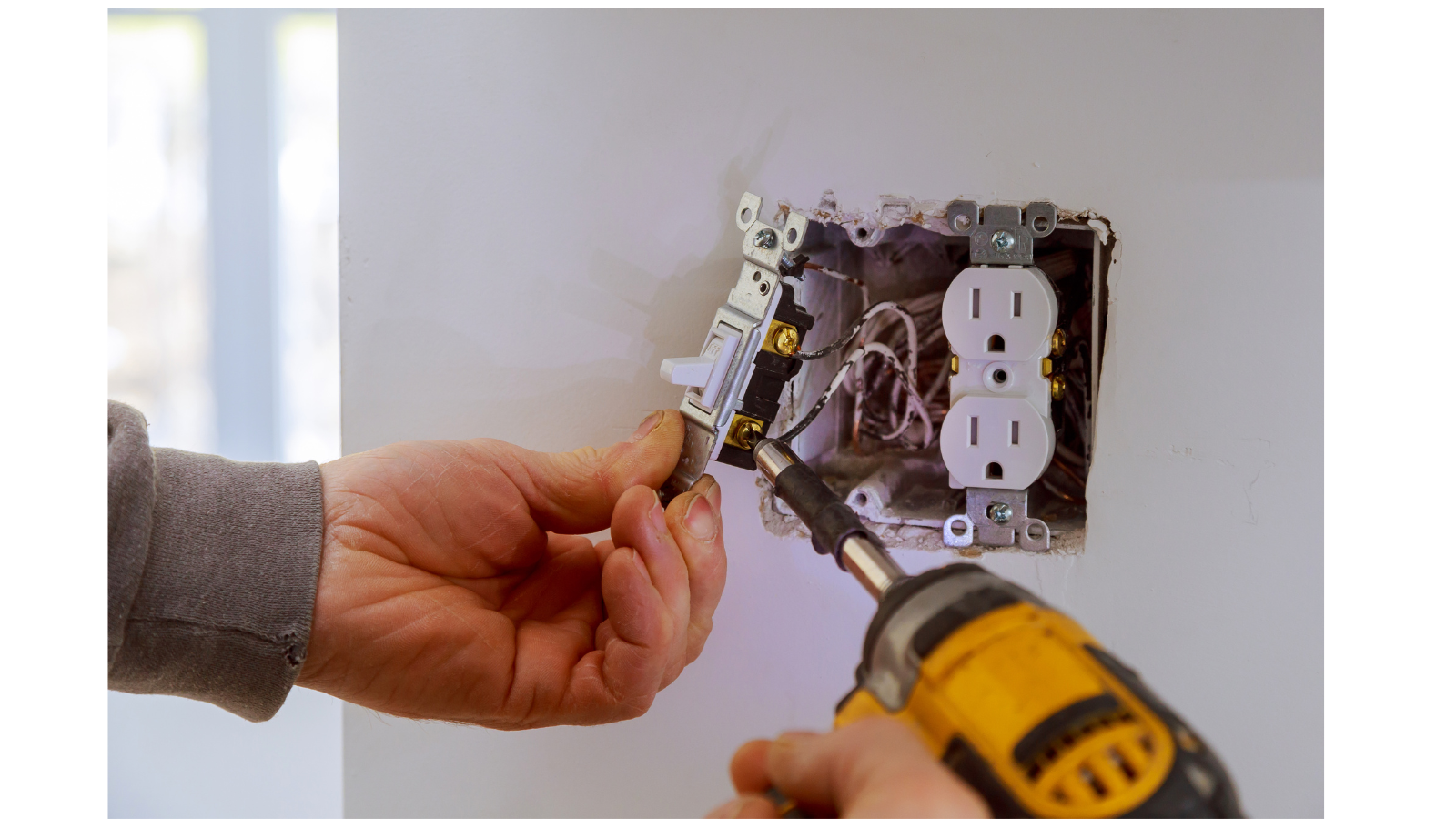 Switch repair and replacement Alexandria, VA.png