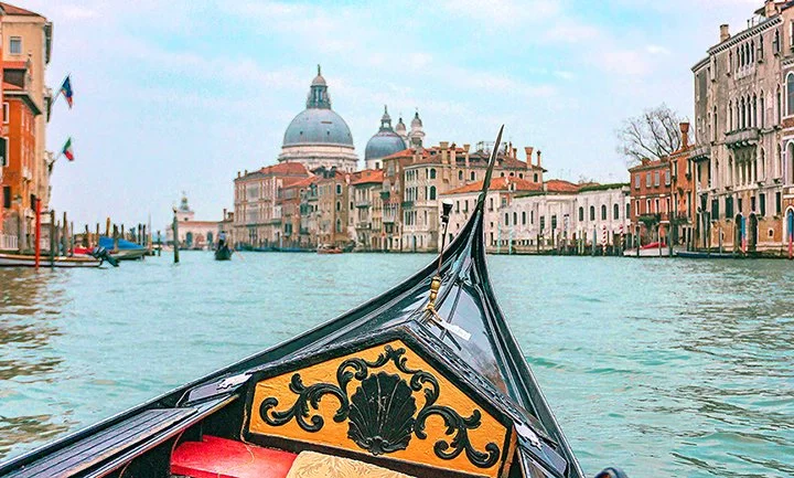 Special occasion travel planning, honeymoon, babymoon, destination wedding