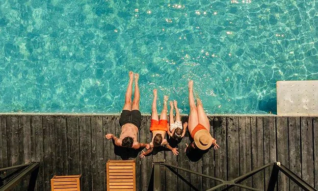 Family vacations, reunions, multigenerational travel