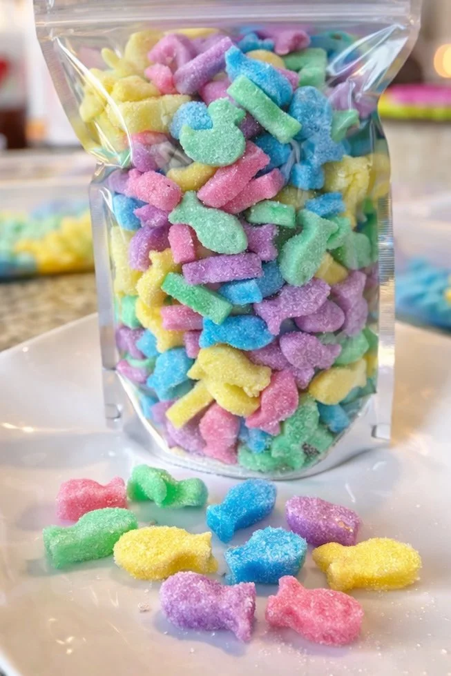 Lucky Duck Sugar Treat Co Horse Sugar Treats - Colorful Goldfish