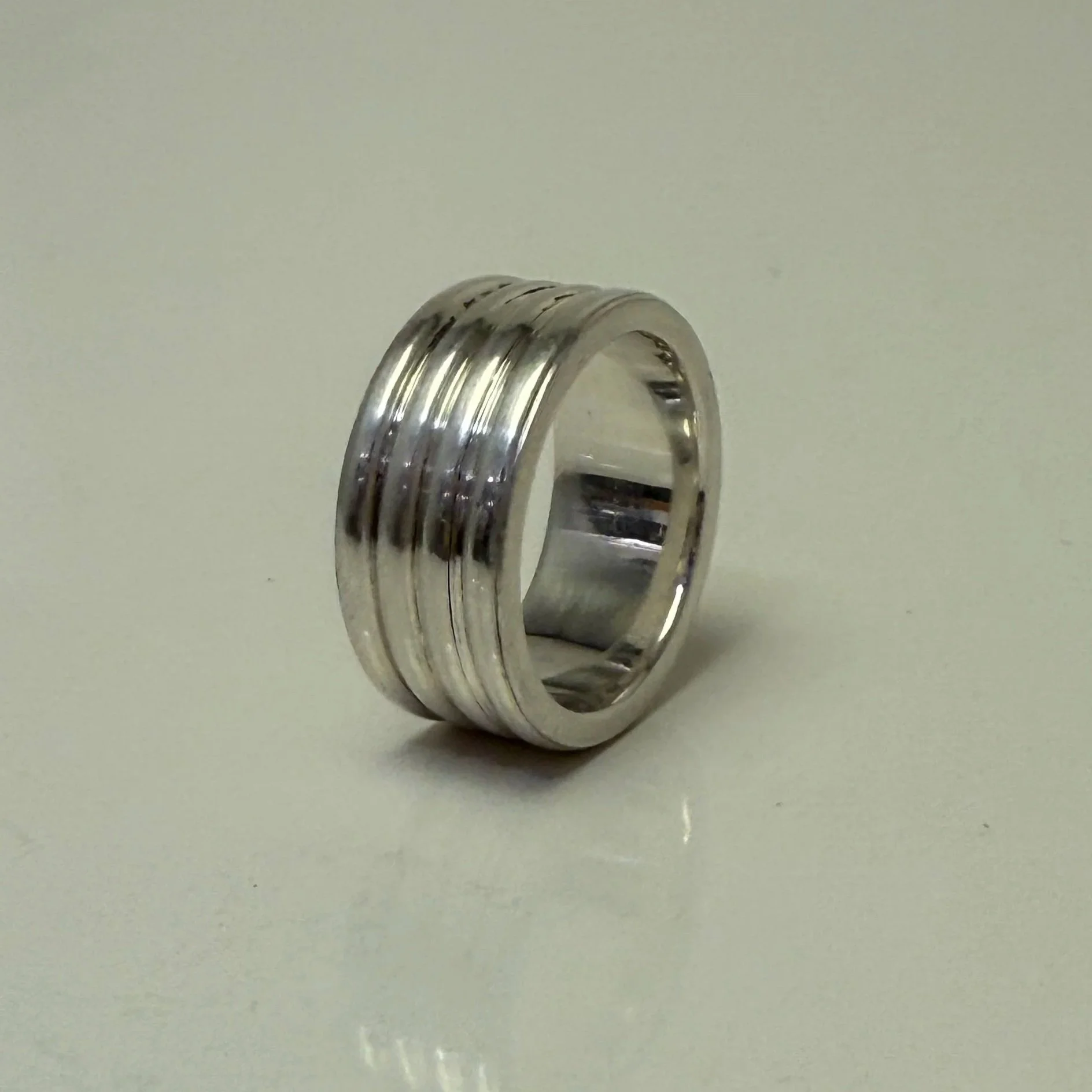 Groove ring