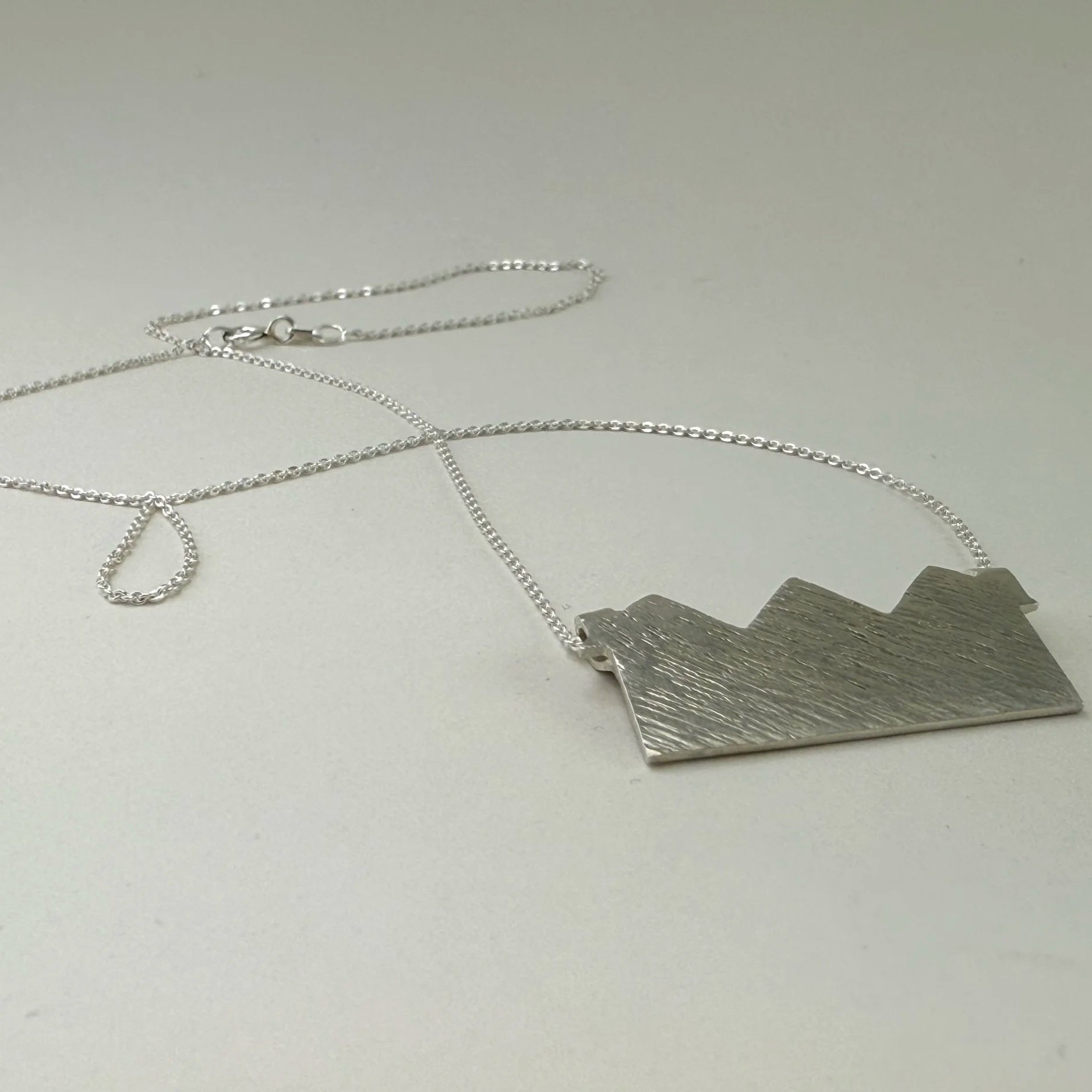 Three house row pendant