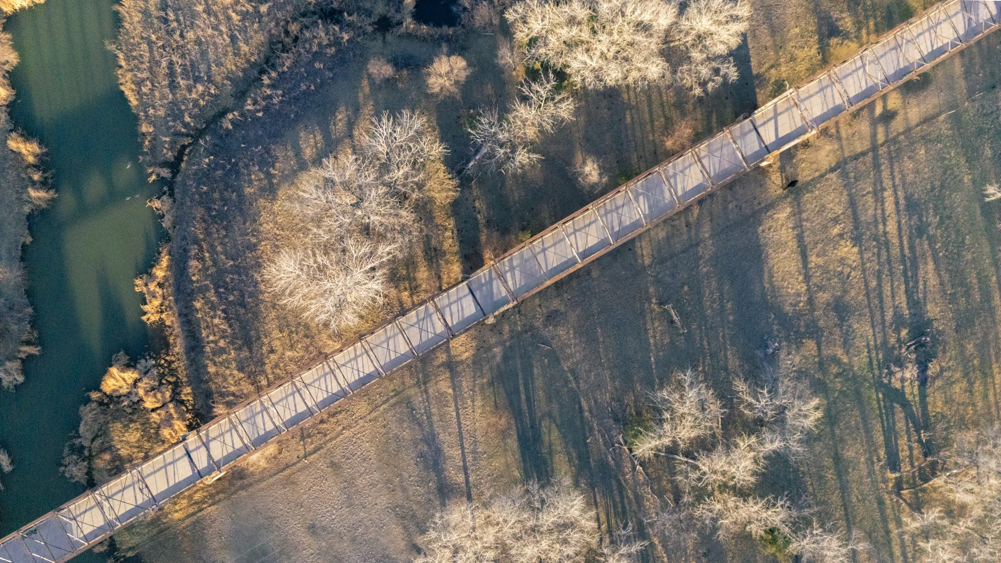 Powers_Jesse_Old_Fall_River_Road_Bridge.jpg