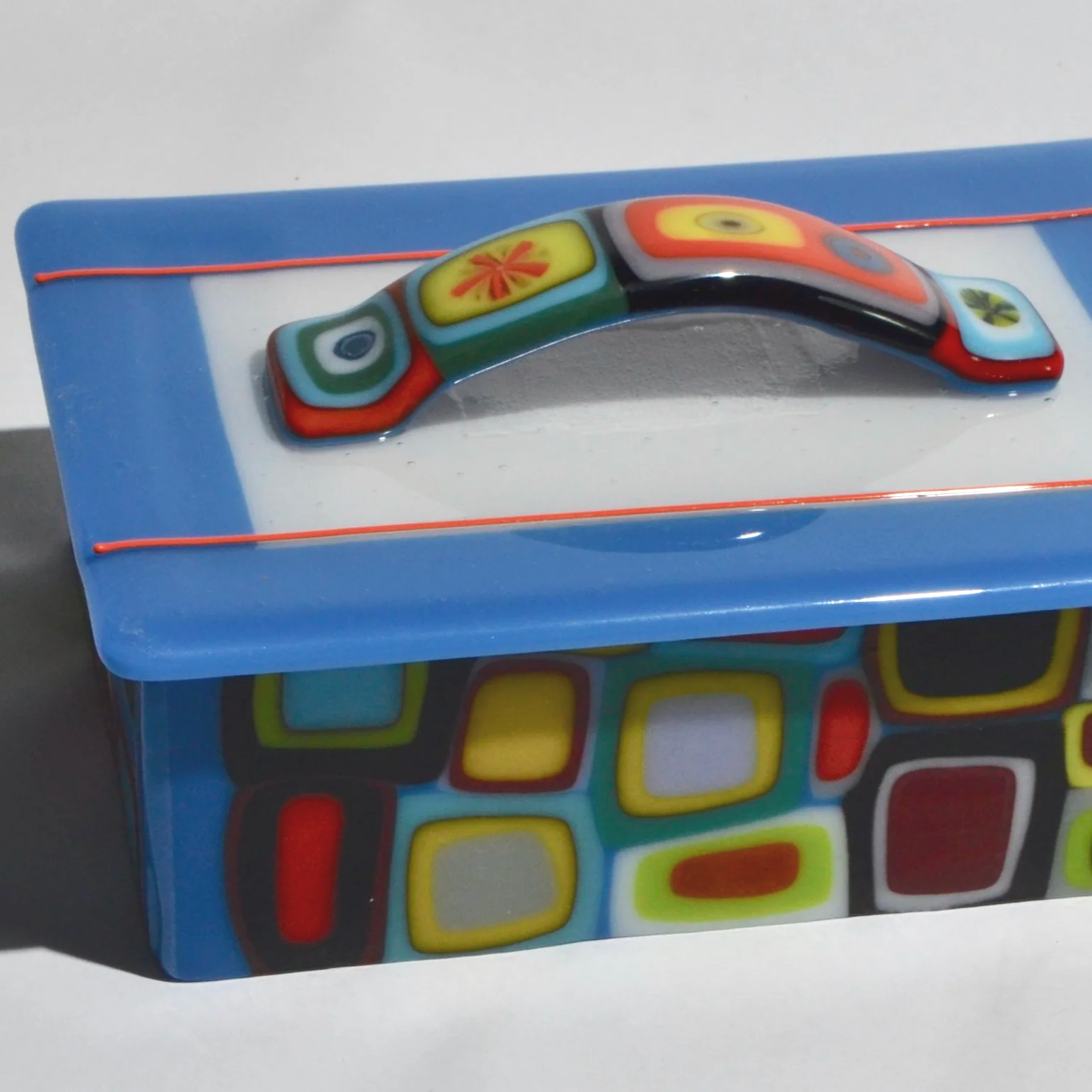jo-anne-maire-retro-box-glass-object.jpeg