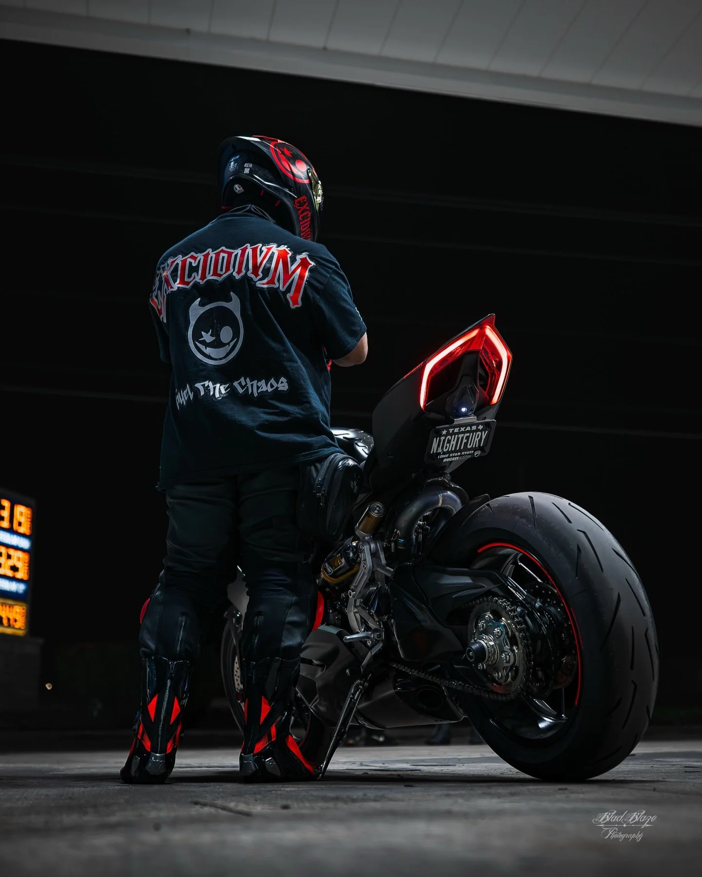 Hesitation kills more than failure ever will.

Moments don&rsquo;t wait.
They pass.
They disappear.

What you don&rsquo;t take&hellip;
you don&rsquo;t get back.

&mdash;&mdash;&mdash;&mdash;&mdash;&mdash;&mdash;&mdash;&mdash;&mdash;&mdash;&mdash;&mda