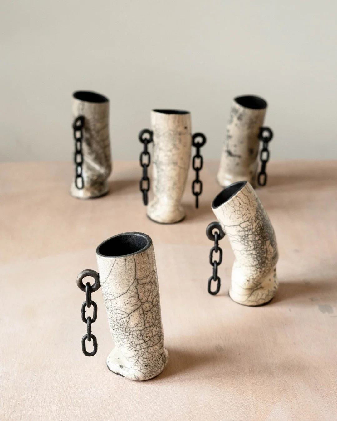 RAKU WITH CHAIN.⁠
⁠
Kalya O&rsquo;Donoghue&rsquo;s work often starts at the water&rsquo;s edge. She looks to industrial waterfronts, where steel chains corrode in salt water and hard, man-made materials slowly take on the textures of the tide. In her