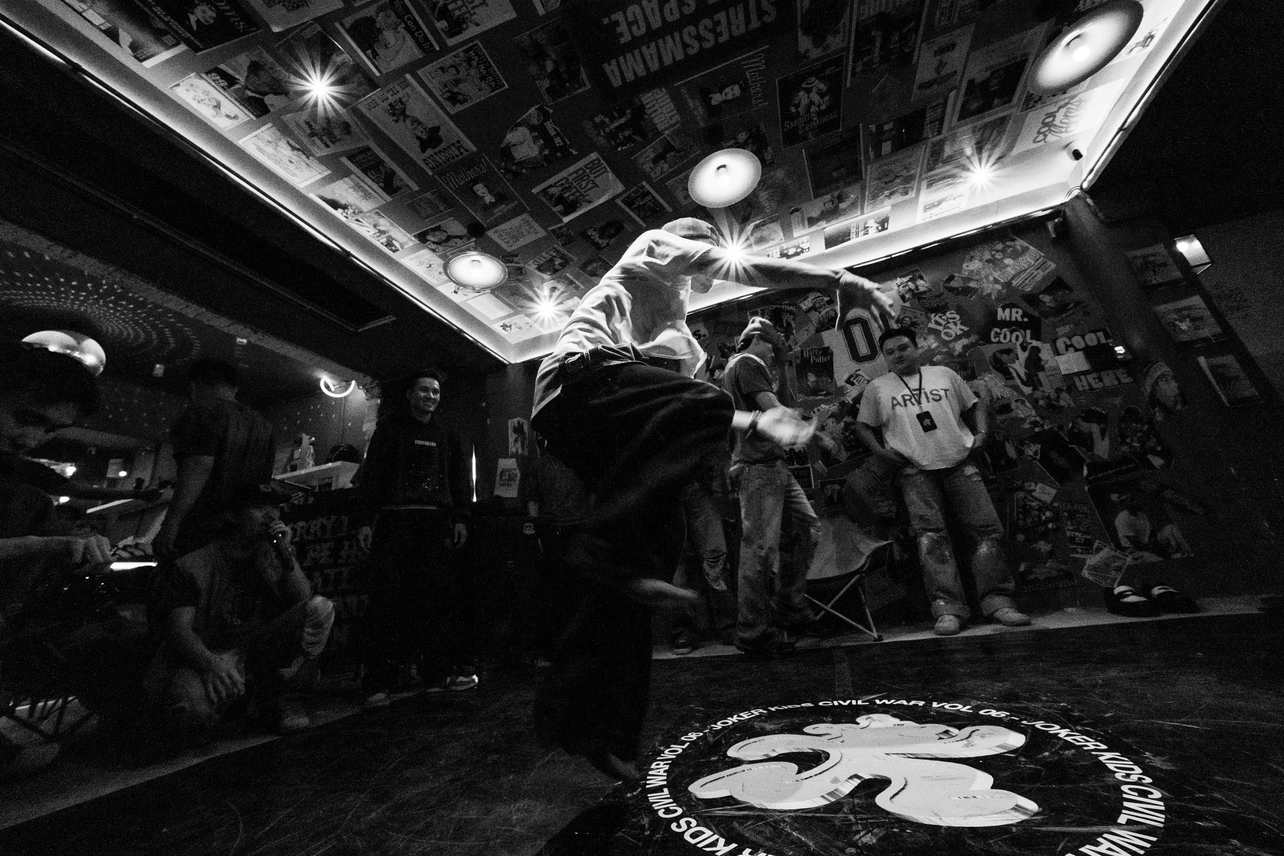 boy b4 judge cypher tại joker civil war vol 06