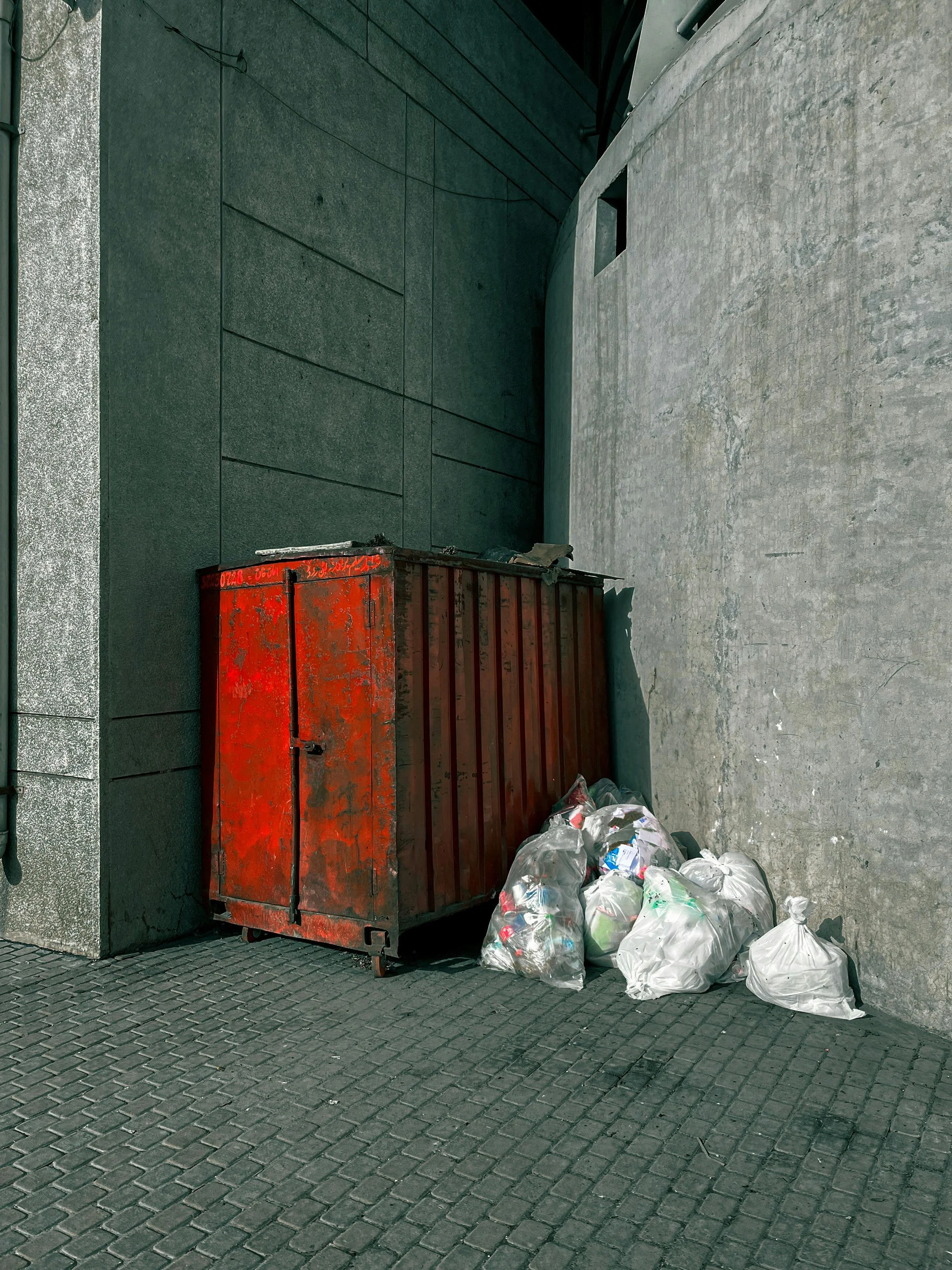 Trash, Plain and Simple