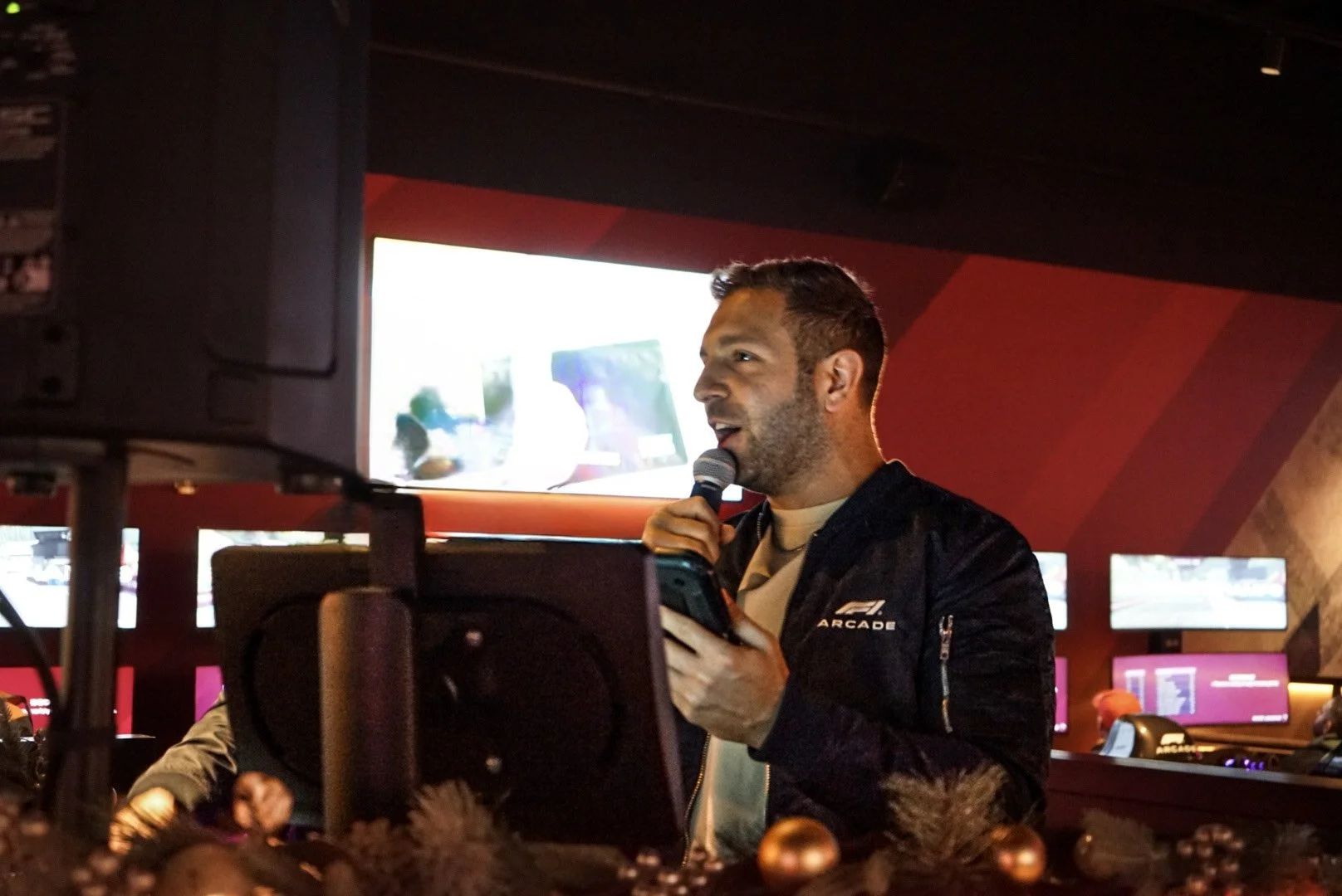 Lee hosting watch party at F1 Arcade Philadelphia.