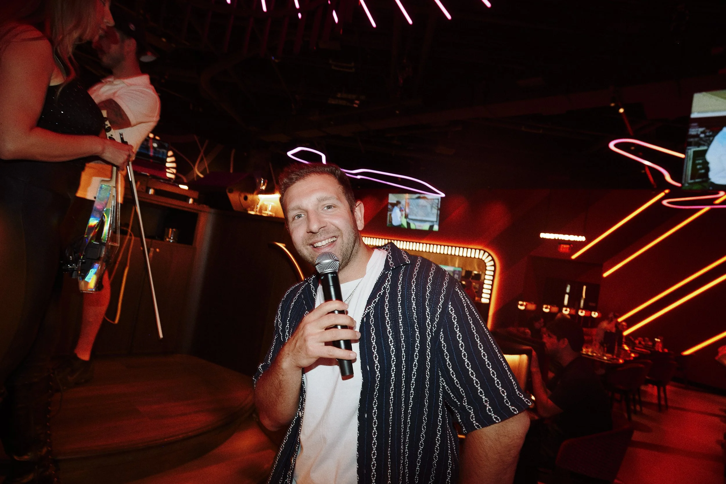 Lee hosting watch party at brand new F1 Arcade Las Vegas.