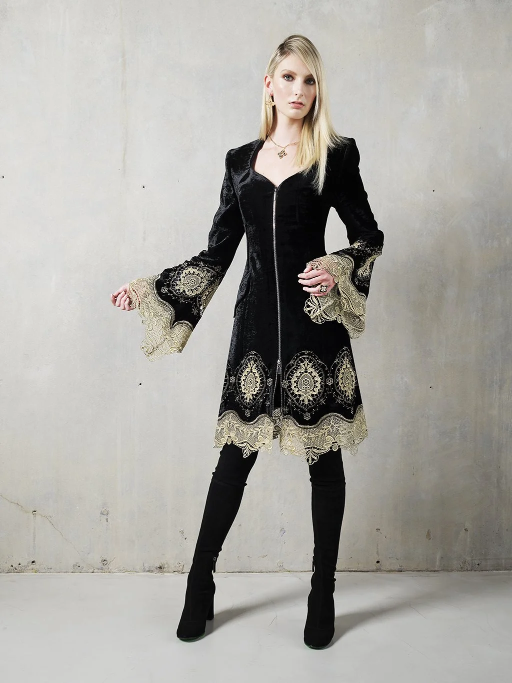 Look 19 _ AW Winter 2023.jpg.jpg