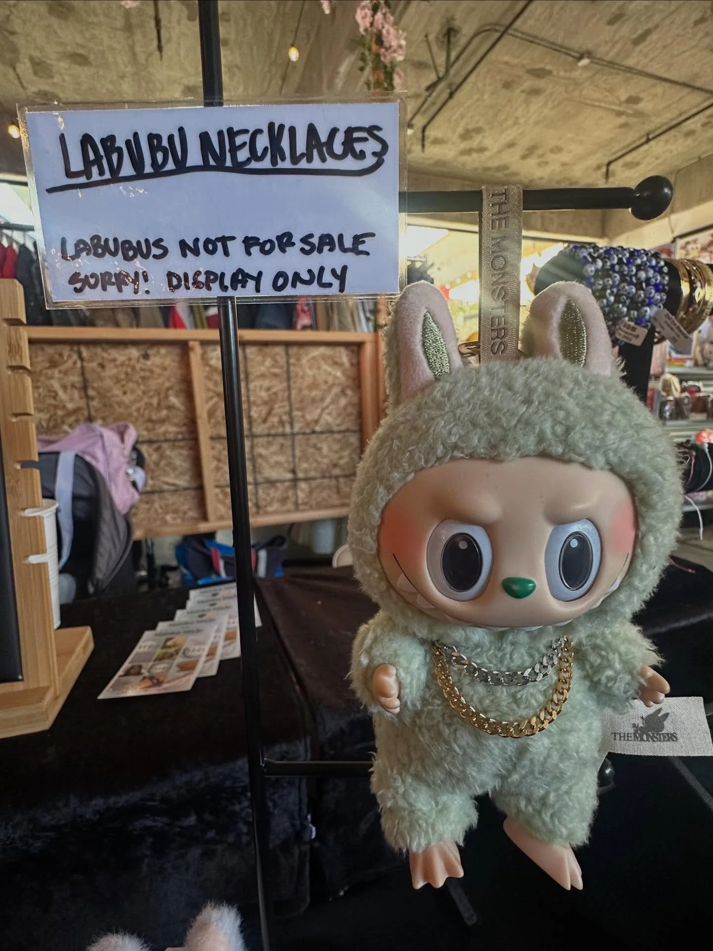 Labubu Dump from the @okmarketplace 📸 check the last slide for our special guest 😅🤪 
-
#labubu #miffy