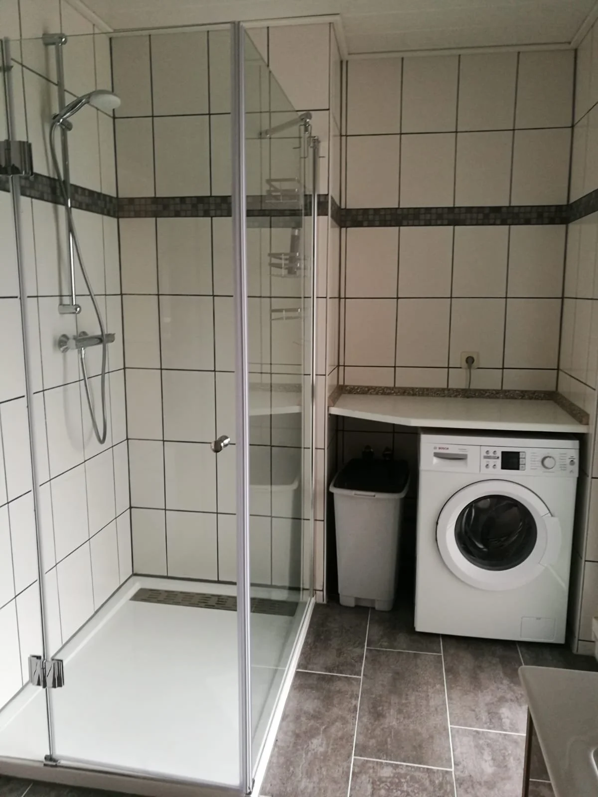 Badezimmer unten1.jpg