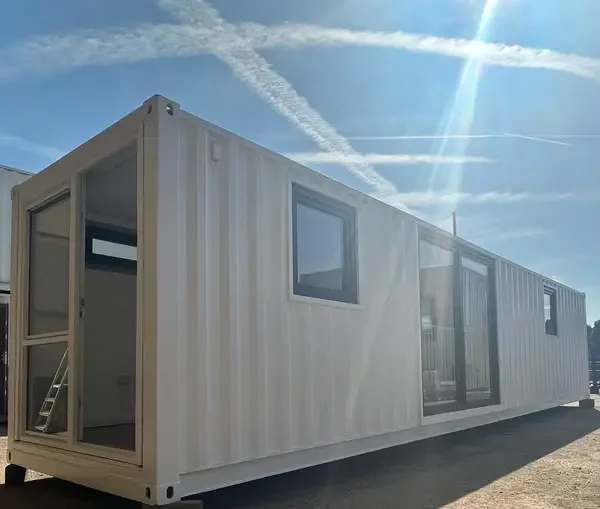 40ft front veiw.webp