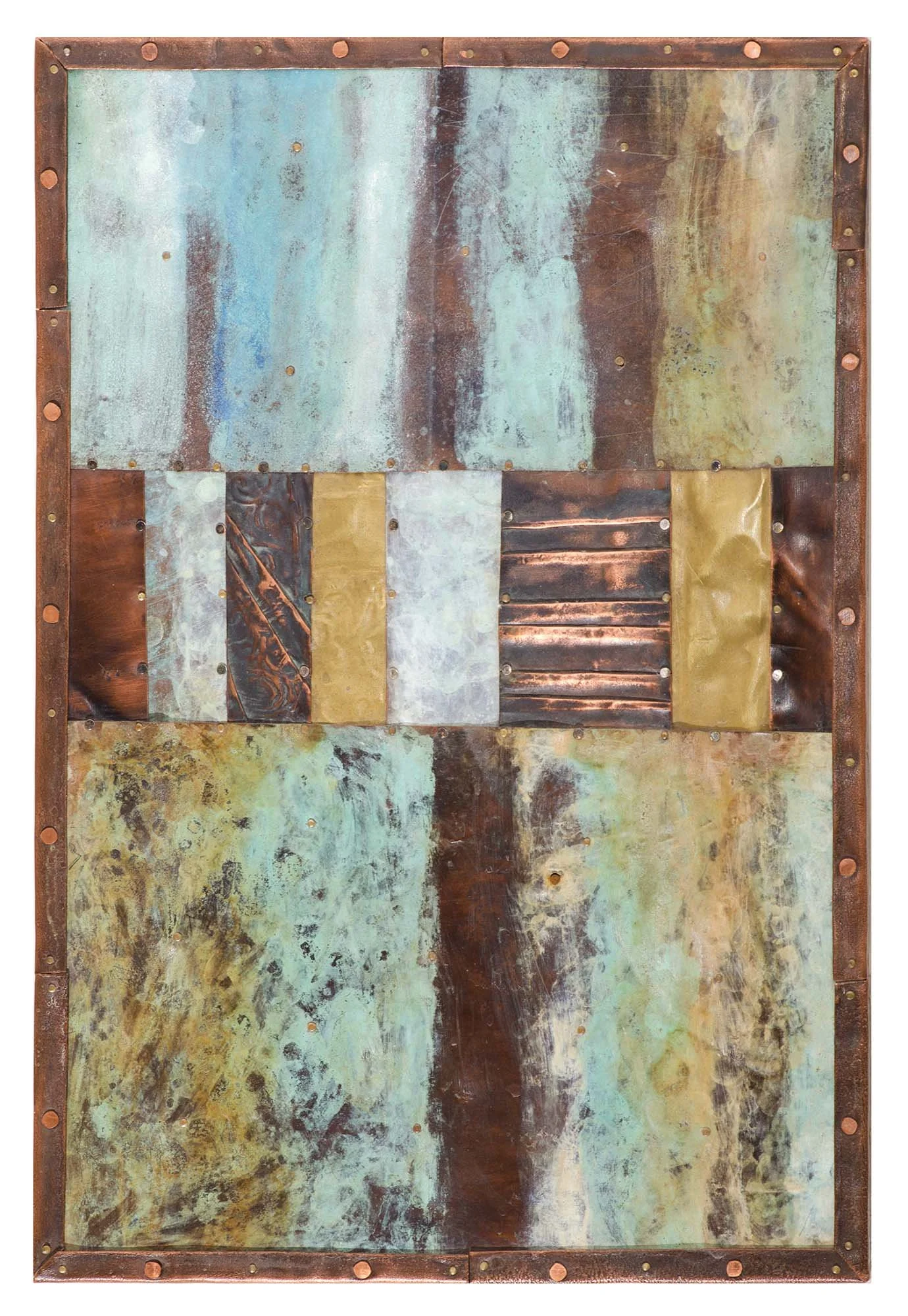 Winter.
Patinated copper, brass, and mixed metals
25 × 51 cm · 2006.
Private Collection