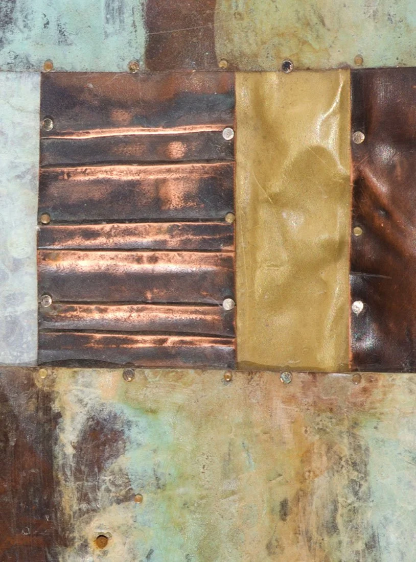 Winter.
Patinated copper, brass, and mixed metals
25 × 51 cm · 2006.
Private Collection