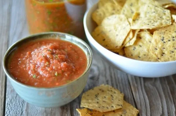 Roasted Garlic Blender Salsa