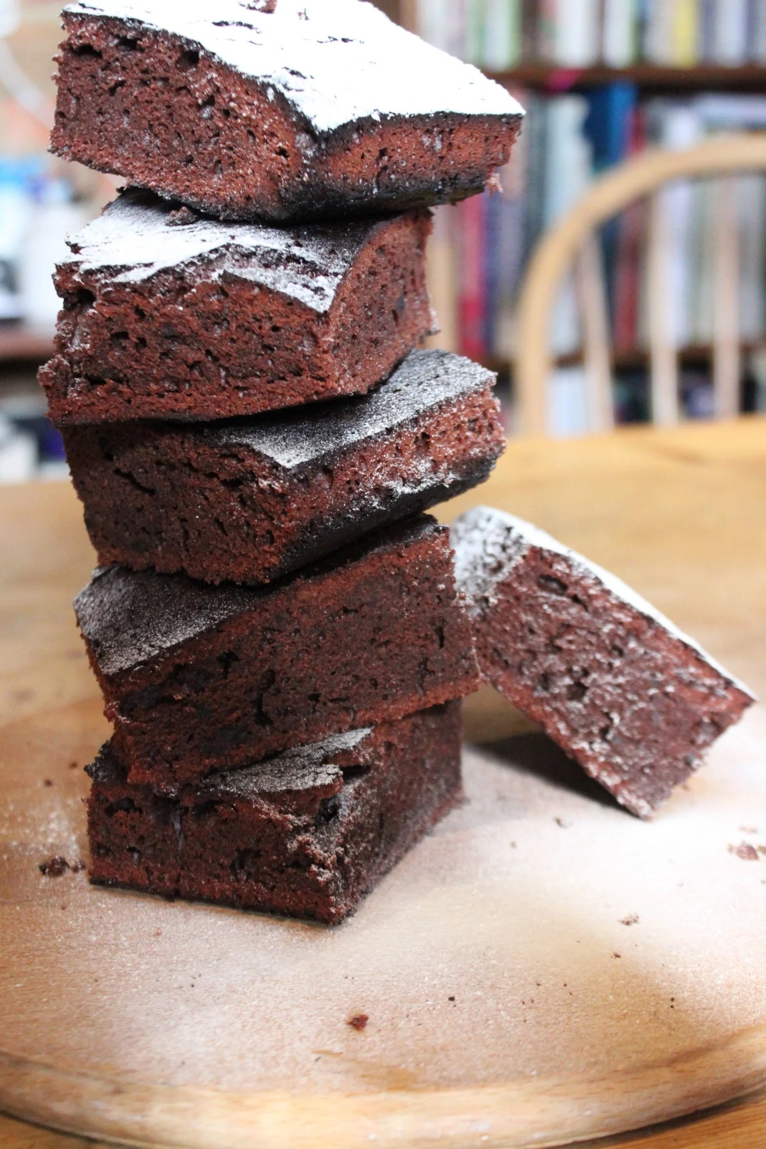 Black garlic brownies