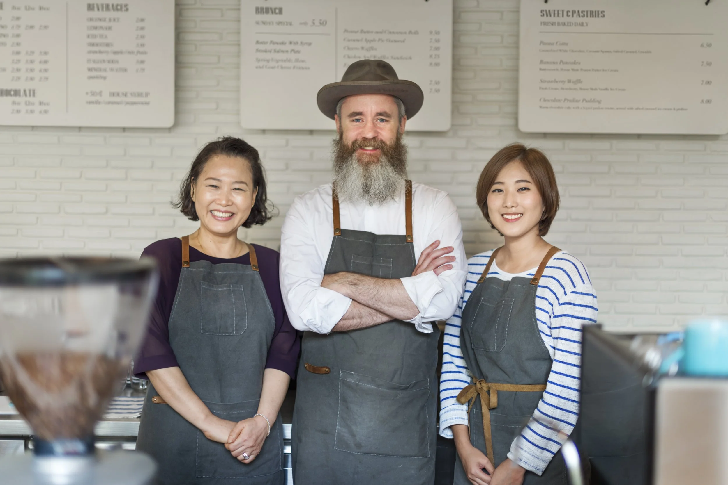 apron-barista-coffee-cafe-concept-2026-01-07-23-40-01-utc.jpg