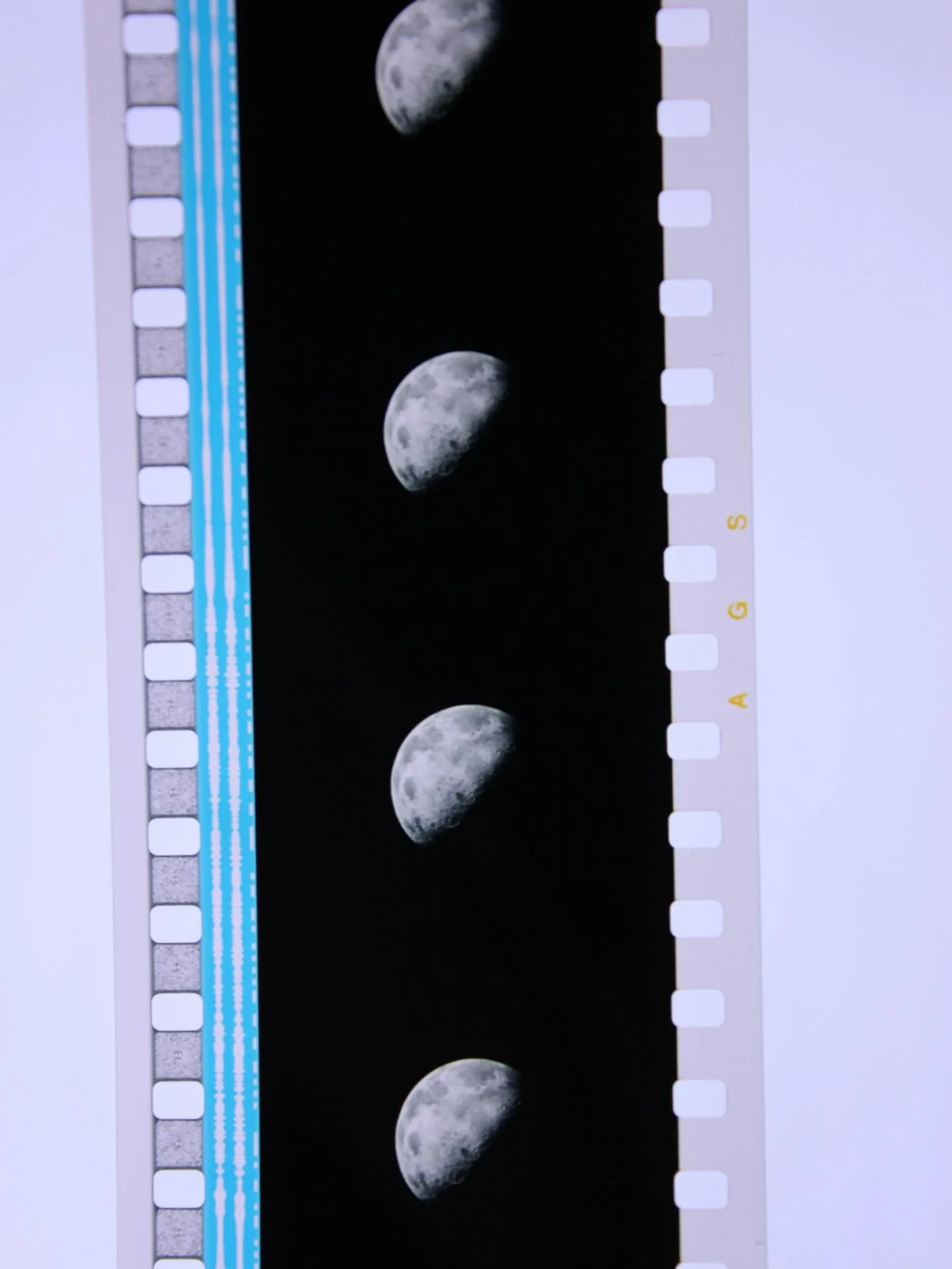 With the Artemis II Crew back safely I thought it was a good time to post these from my collection 🚀 Can you guess the movie?

#artemis #space #35mmfilm #projectionist #nasa