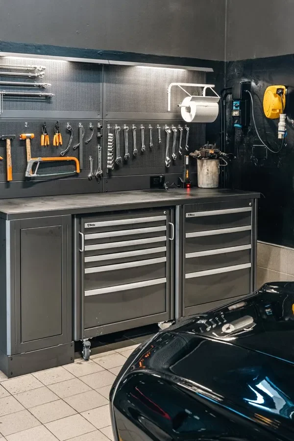 3dbeta-Diamond-Garage-03.webp