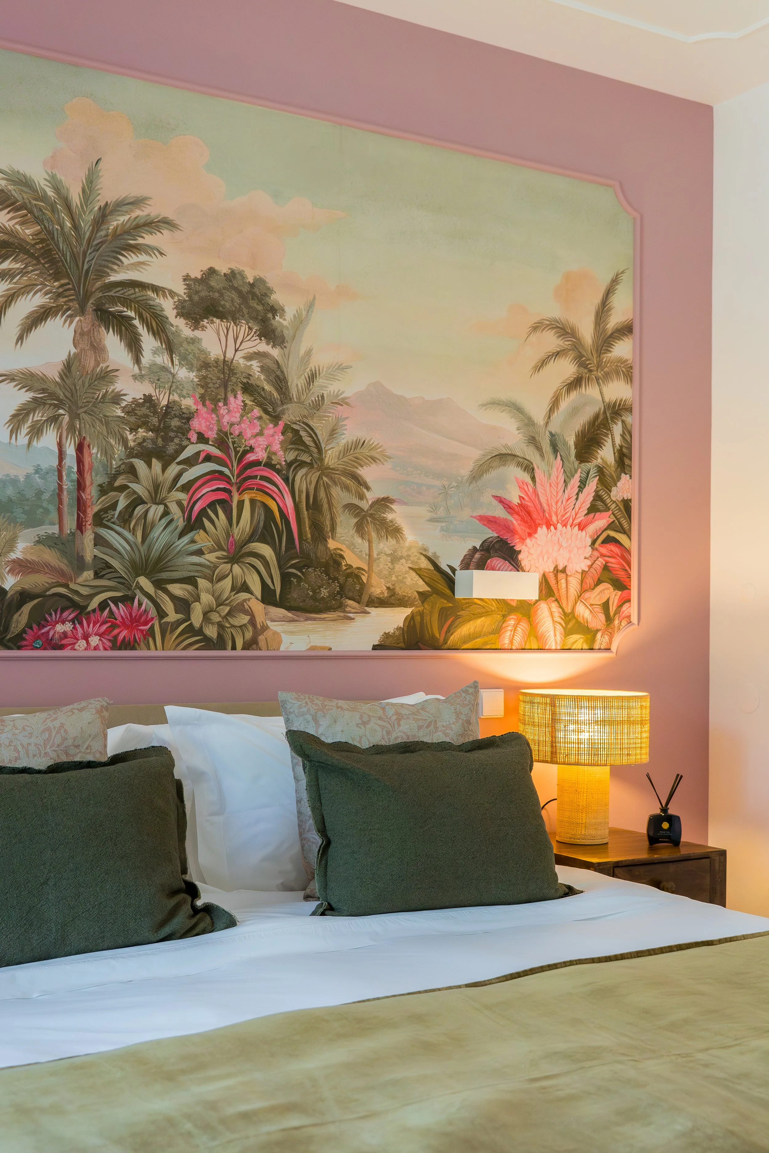 Standard Room Bed and Wall 01.jpg