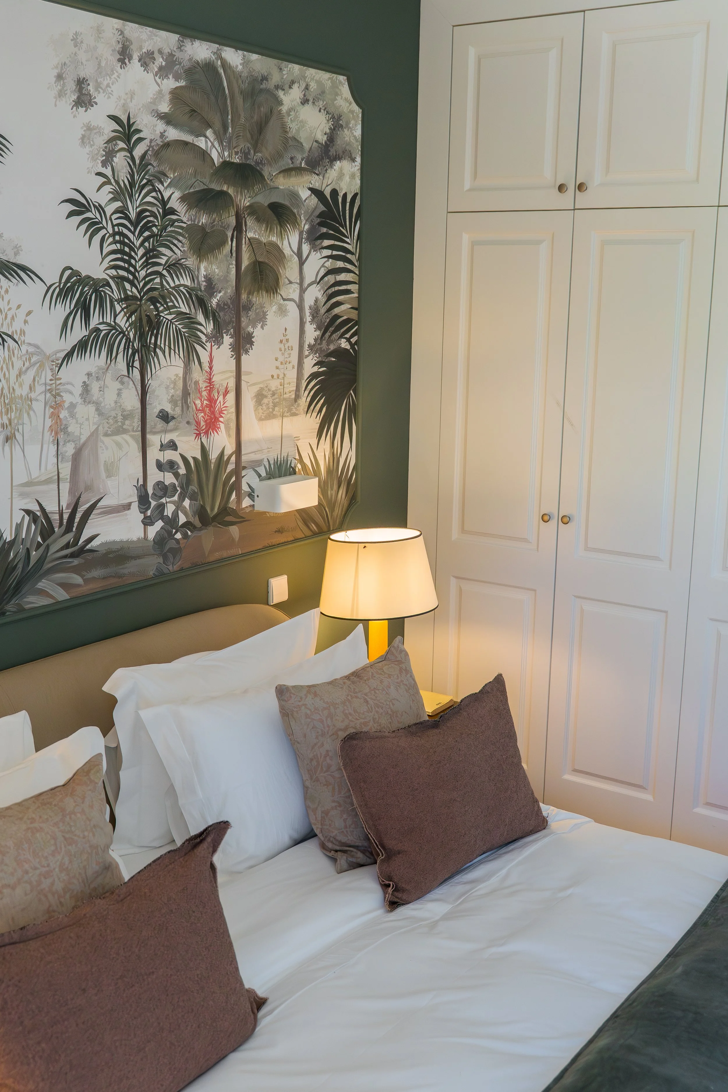 Standard Room Bed 05.jpg