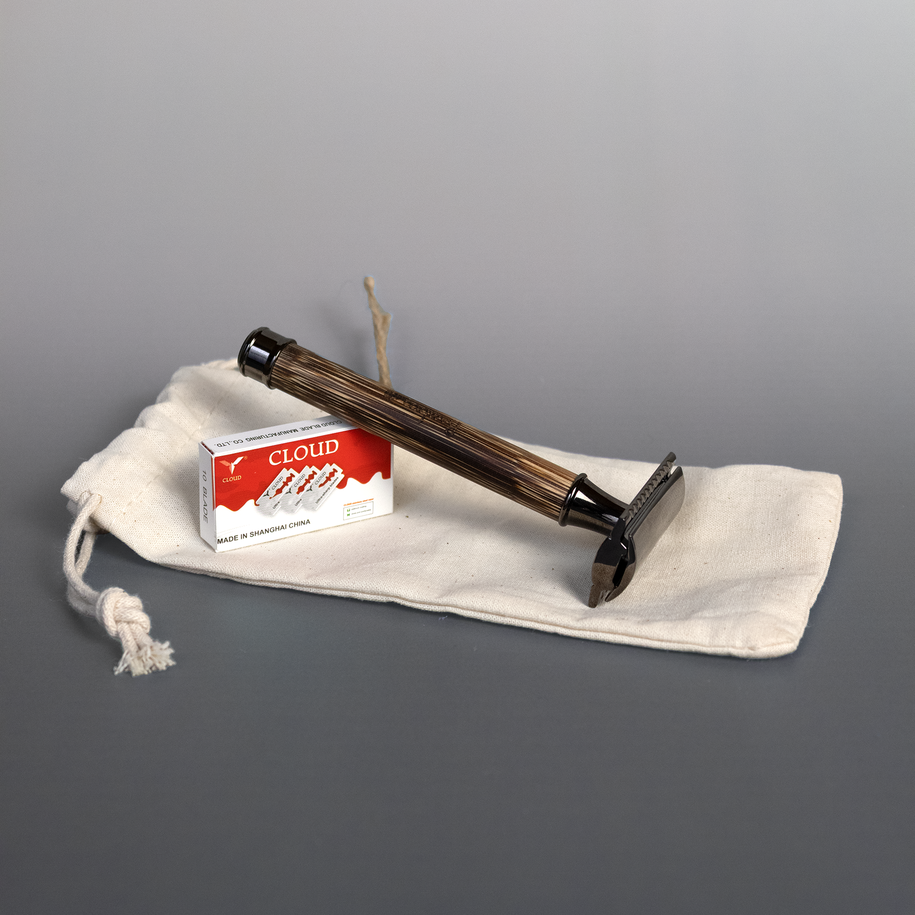 Bamboo Stainless Steel Safety Razor 1.png