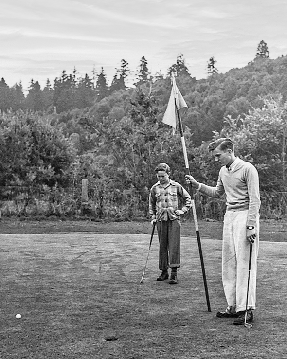 1942Golfers.Howatt.png