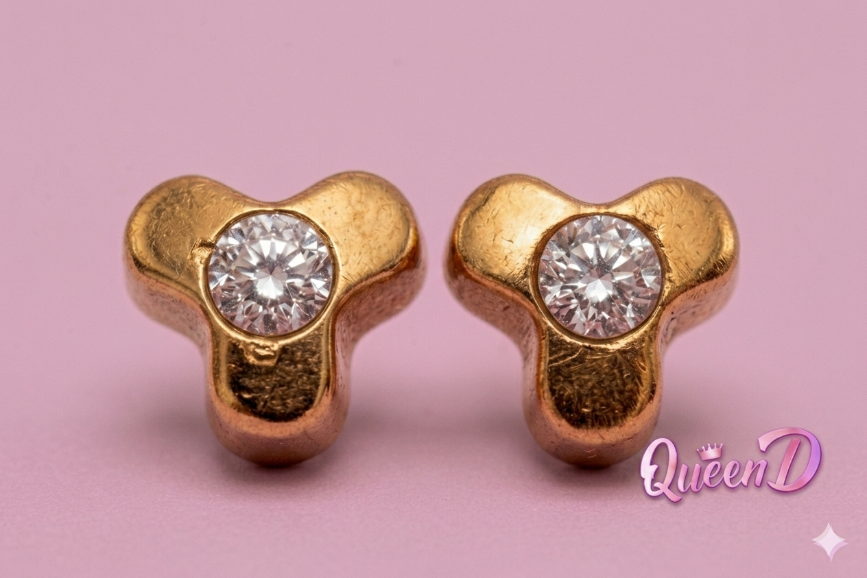 Queen D – Radiant Trio Bloom Stud Earrings