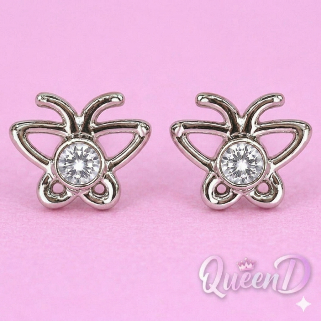 Queen D – Silver Butterfly Glow Earrings