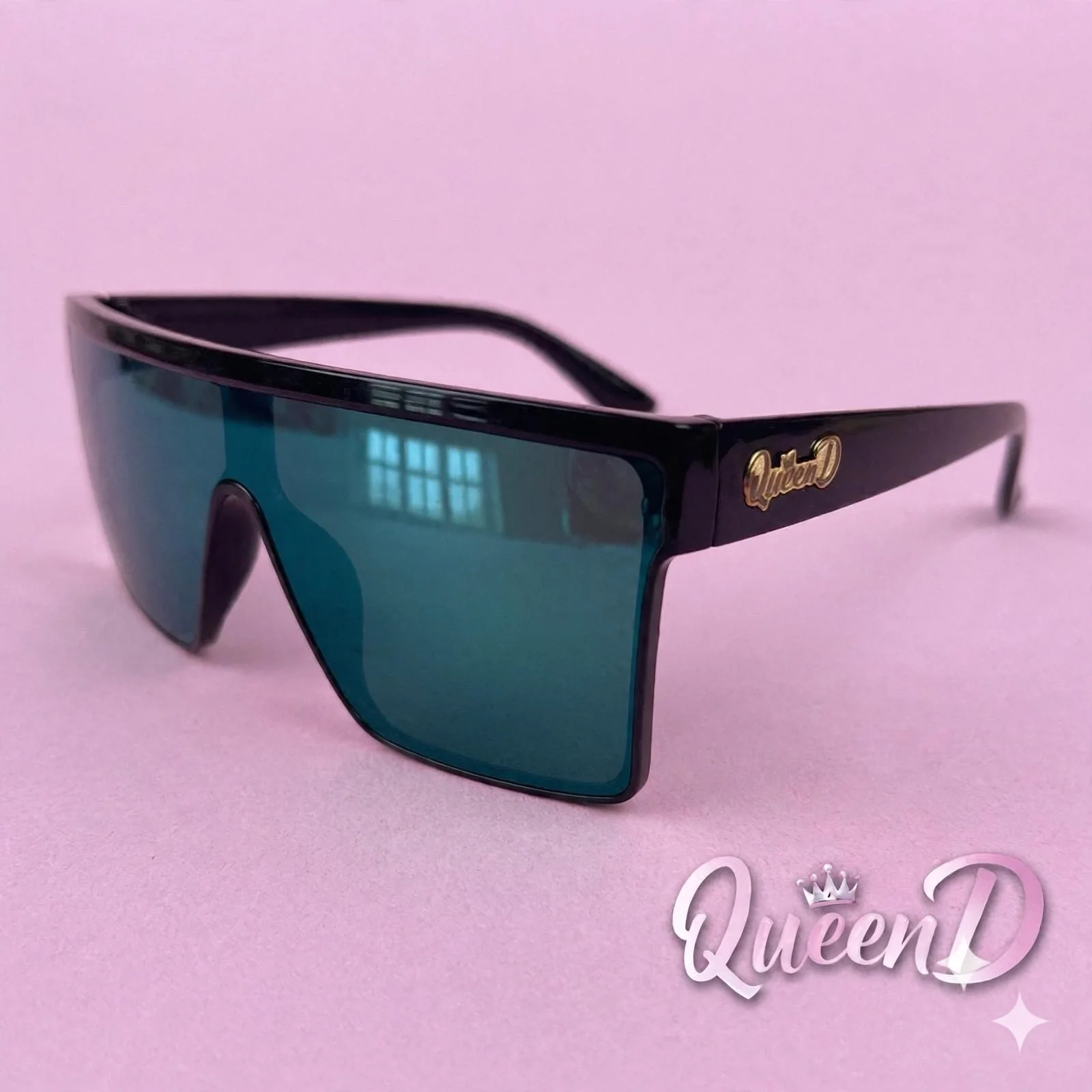Queen D – Prism Rectangular Sunglasses