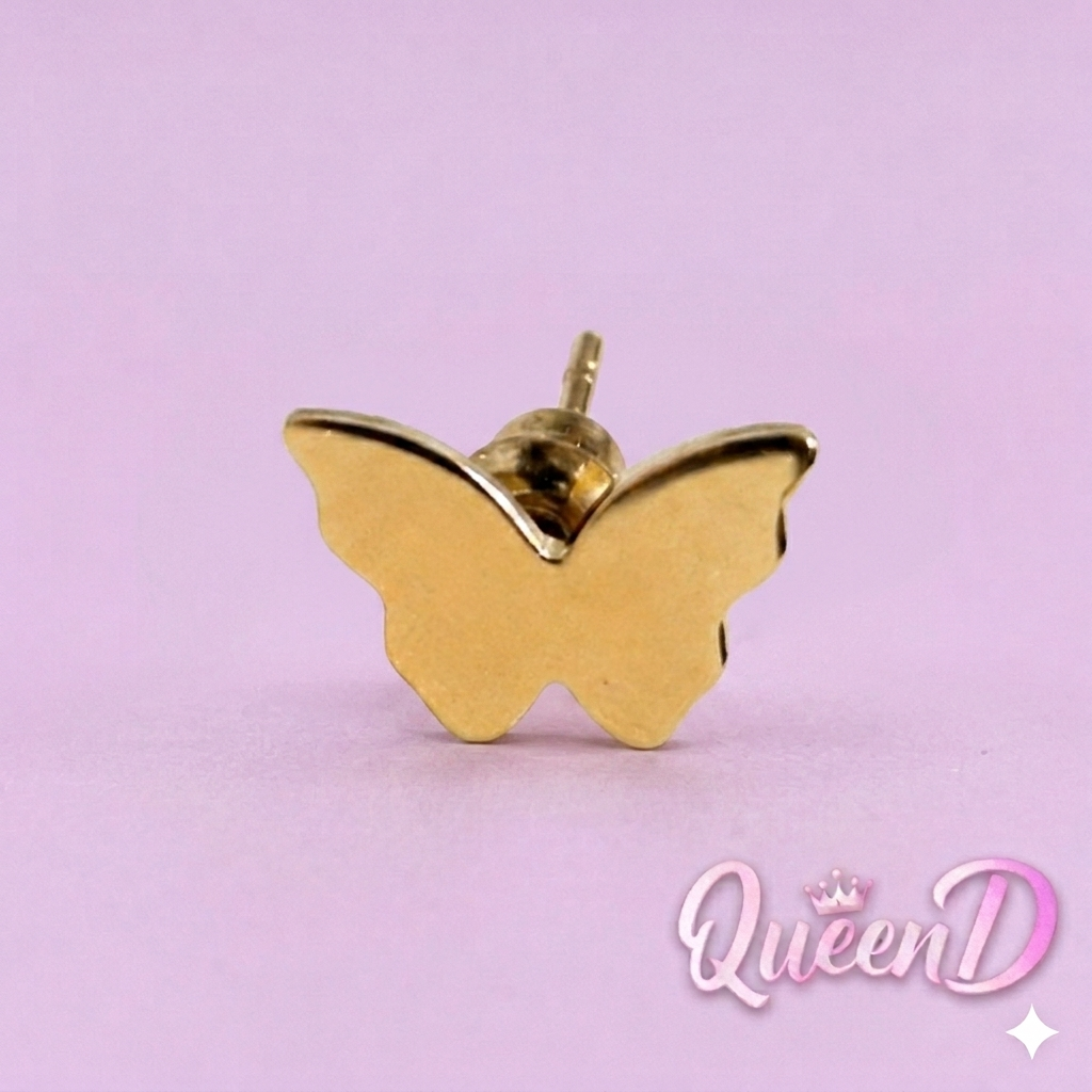 Queen D – Golden Butterfly Ear Cuff