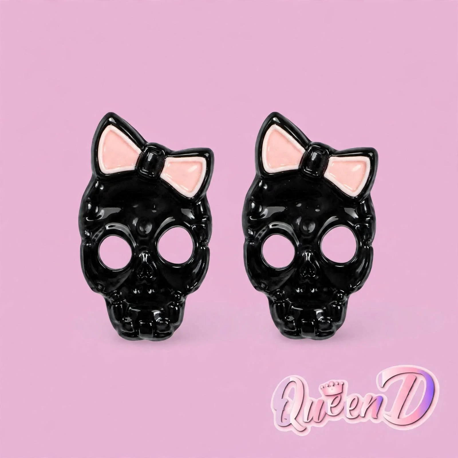 Queen D – Bow Adorned Skull Earrings
