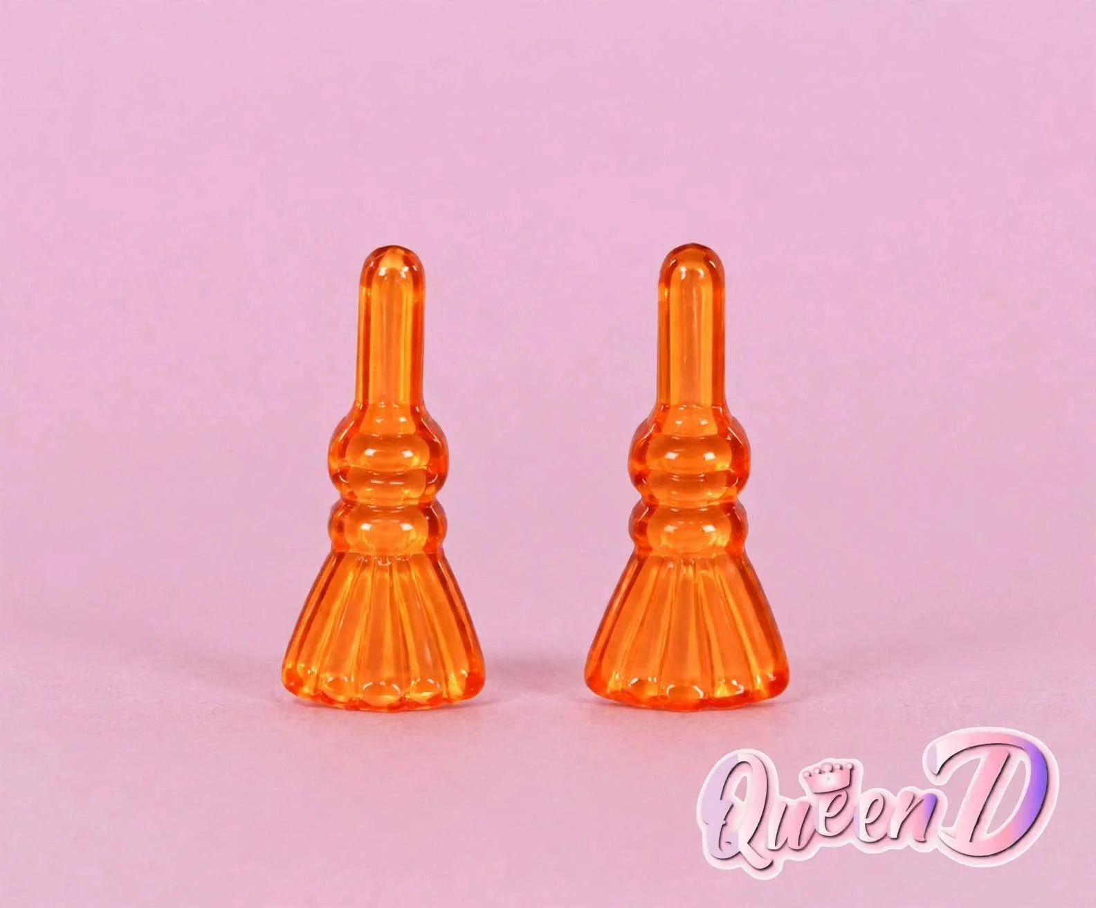 Queen D – Spiced Amber Broom Earrings