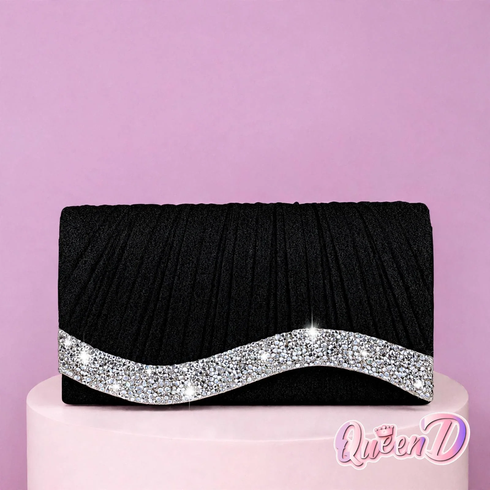 purse_closeup_85pct_with_logo.WEBP